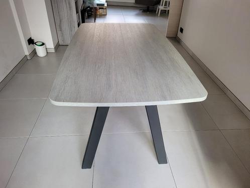 Eettafel of tafel voor andere doeleinden, Huis en Inrichting, Tafels | Eettafels, Gebruikt, Vier personen, Rechthoekig, Metaal