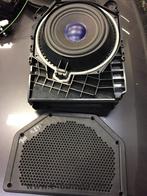 Subwooofer BMW E87  E90 E91 onder de stoelen links en rechts, Auto diversen, Autoradio's, Ophalen of Verzenden, -, -, -