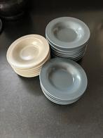 Onderschoteltjes voor allerlei gebruik, Ophalen, Zo goed als nieuw