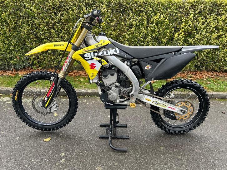 Suzuki 250, Motoren, Motoren | Suzuki, Particulier, Crossmotor, 1 cilinder, Traction Control, Ophalen