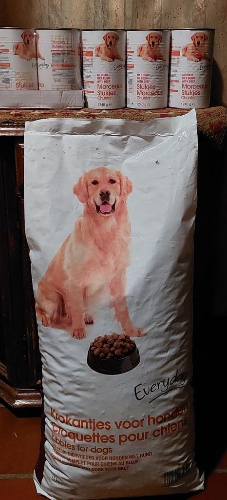 Hondenvoeding, brokken en blikken Everyday, Dieren en Toebehoren, Dierenvoeding, Hond, Ophalen