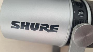 microphone SHURE Modèle MV7 disponible aux enchères