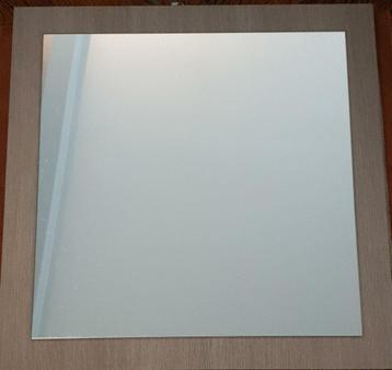 Wandspiegels 60x60 beschikbaar voor biedingen