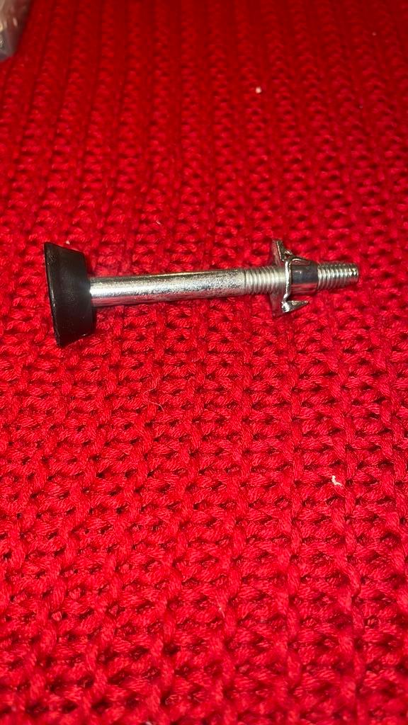 Pied réglable electromenager /meuble à tige filetée 8 cm, Bricolage & Construction, Quincaillerie & Fixations, Neuf, Chevilles