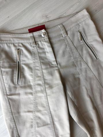 Sportieve broek Luisa Cerano 38 beschikbaar voor biedingen