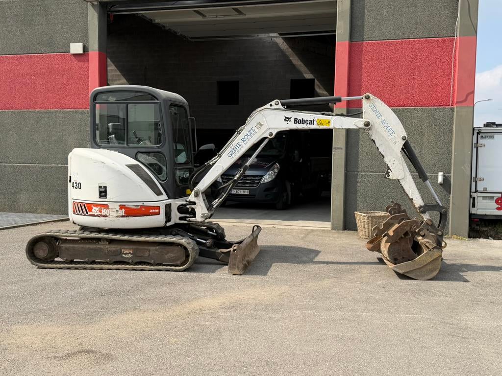 BOBCAT 3,5 t met steenbreker model 430 1 eigenaar, Zakelijke goederen, Machines en Bouw | Kranen en Graafmachines, Graafmachine