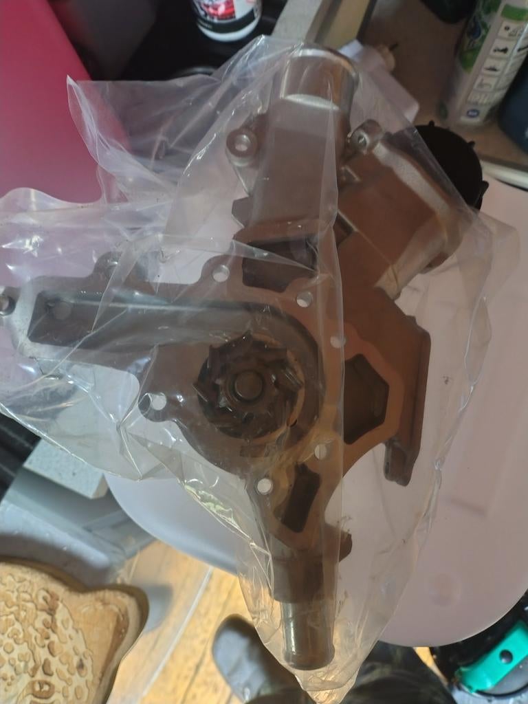 Pompe à eau pour Opel, Autos : Pièces & Accessoires, Enlèvement, Opel