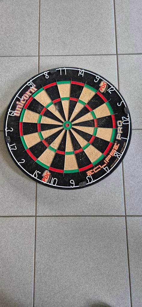2 dartsborden met surround en licht, Sport en Fitness, Darts, Ophalen of Verzenden