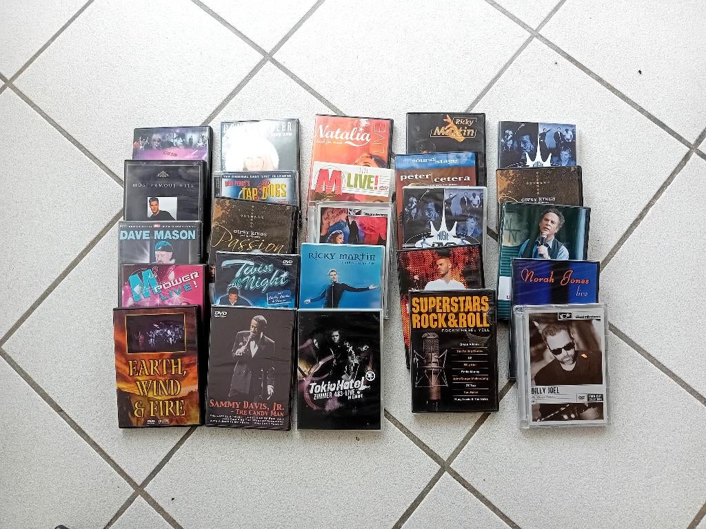 lot 50 dvd concert,   musique internationale ,  lot n1, CD & DVD, Enlèvement, Utilisé, Musique et Concerts