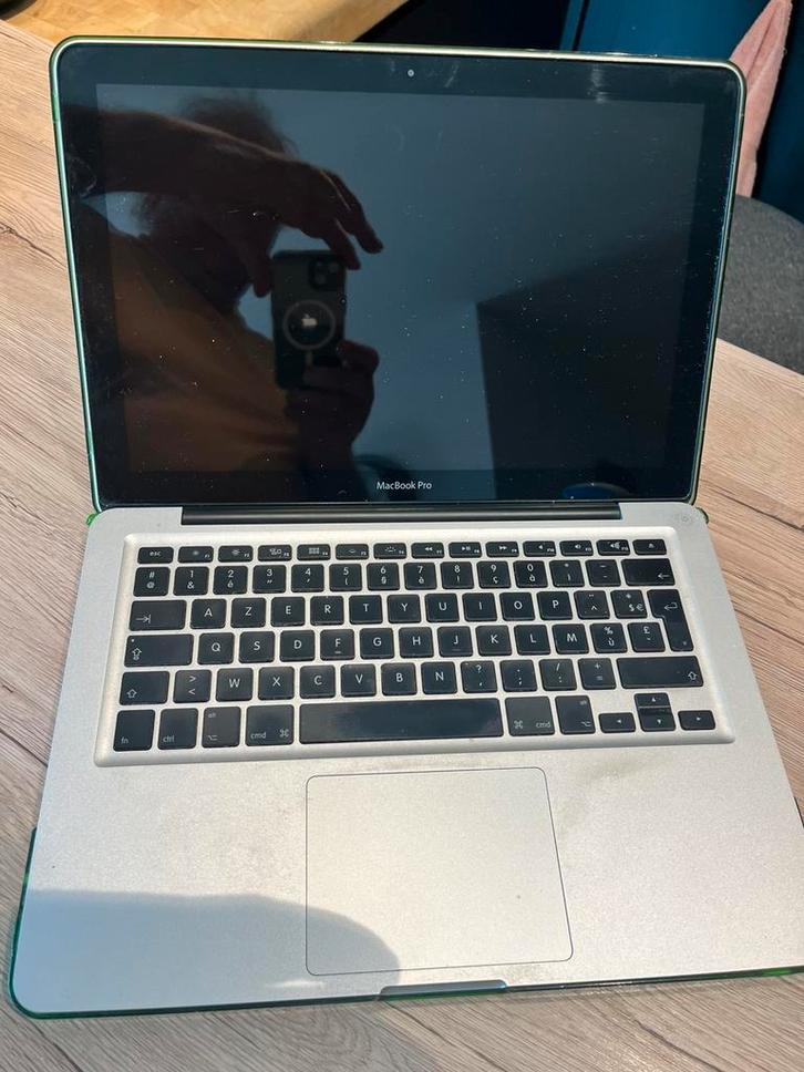 Macbook pro A1278 de2010 pour pieces, Informatique & Logiciels, Apple Macbooks, Ne fonctionne pas, MacBook, 13 pouces, Azerty