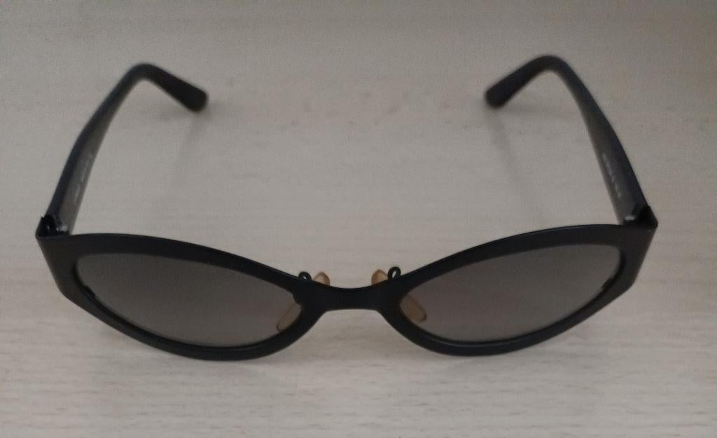 Zonnebril - La Perla - zwart (vintage), Verzenden, Zo goed als nieuw, Zwart, Zonnebril