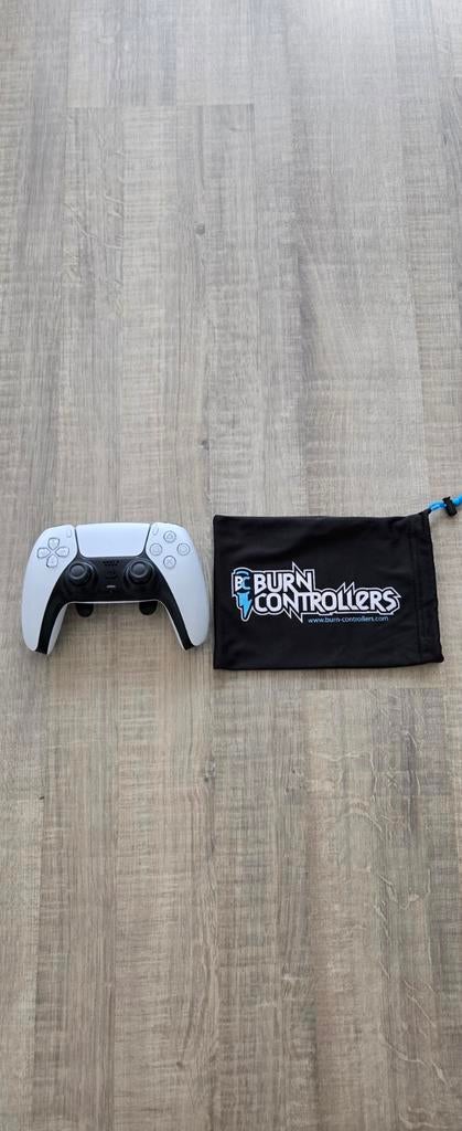 PlayStation 5 CUSTOM BURN CONTROLLER - Witte, Games en Spelcomputers, PlayStation 5, Ophalen of Verzenden, Zo goed als nieuw, Controller