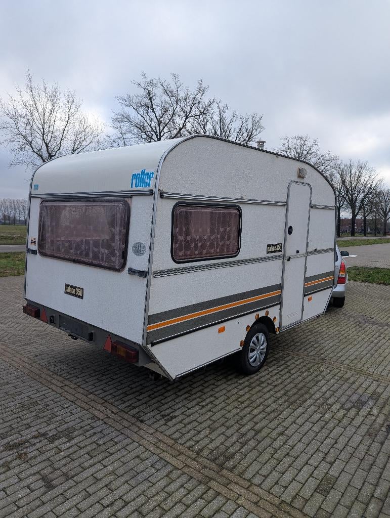 Roller Palace 350 caravan – <750kg – zonnepaneel – project, Caravans en Kamperen, Caravans, Particulier, tot en met 3, 500 - 750 kg