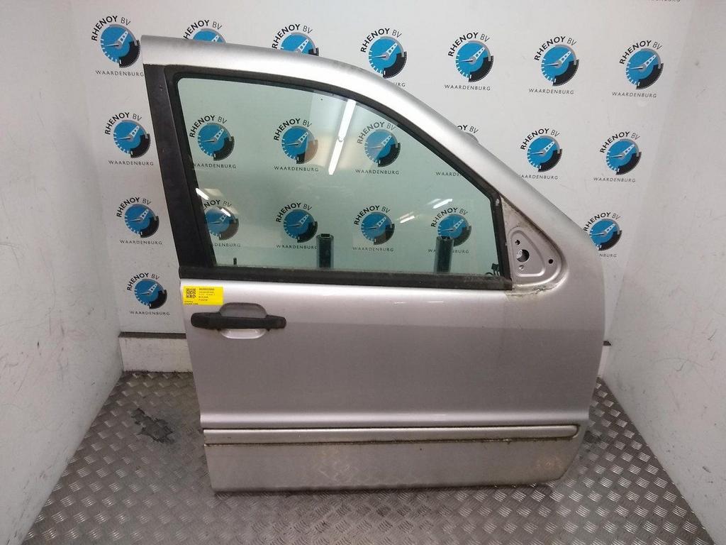 MERCEDES M CLASS ML 270CDI PORTIER RV 2001, Autos : Pièces & Accessoires, Enlèvement ou Envoi, Stiba membre, Utilisé, Droite