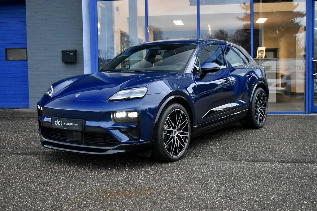 Porsche Macan 100 kWh Turbo Head-Up 18-way BOSE 360°, Auto's, Porsche, Automaat, Blauw, Leder, 5 zetels