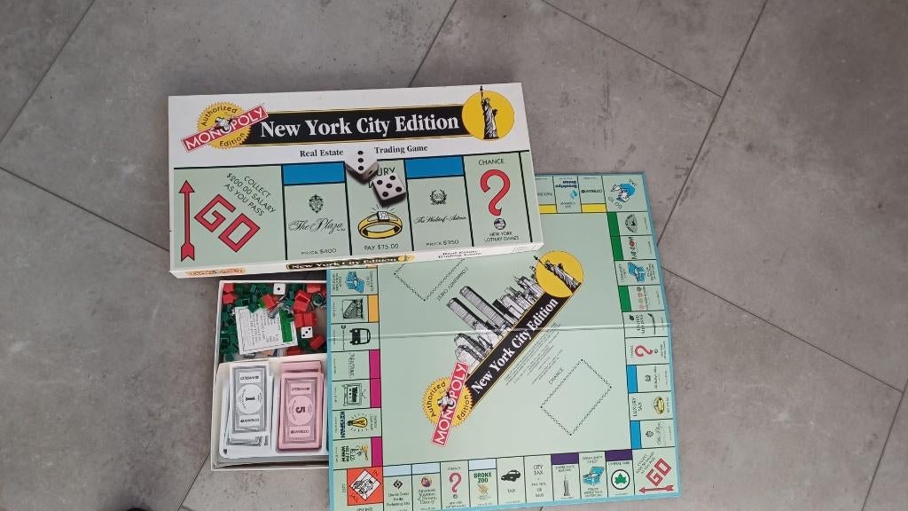 jeu de plateau new Monopoly New York City Monopoly beautiful, Hobby & Loisirs créatifs, Jeux de société | Jeux de plateau, Neuf