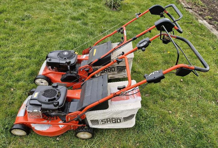 Gazonmaaier op benzine, Tuin en Terras, Grasmaaiers, Gebruikt, Benzine-grasmaaier, 50 cm of meer, Cirkelmaaier, Opvangzak, Ophalen