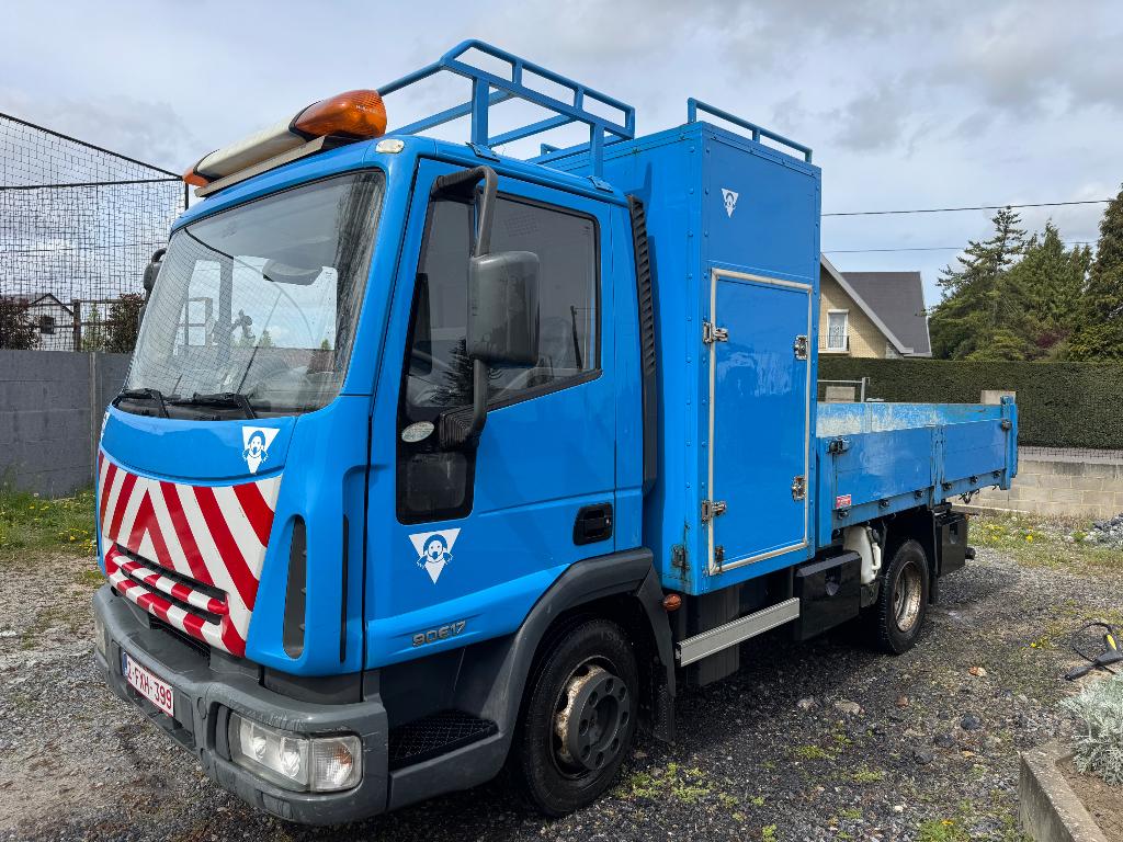 Camion iveco90E17, Autos, Camions, Entreprise, Iveco, Diesel, Euro 3, 2 portes, Boîte manuelle, Bleu, Bleu, Tissu, Propulsion arrière