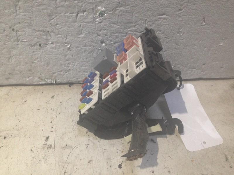 BOITIER FUSIBLES Ford EcoSport (JK8) (01-2013/04-2015), Autos : Pièces & Accessoires, Électronique & Câbles, Ford, Utilisé