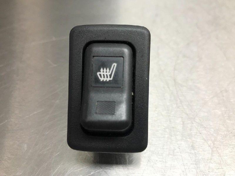 COMMUTATEUR SIEGE CHAUFFANT Mazda CX-7 (01-2007/03-2013), Utilisé, Mazda