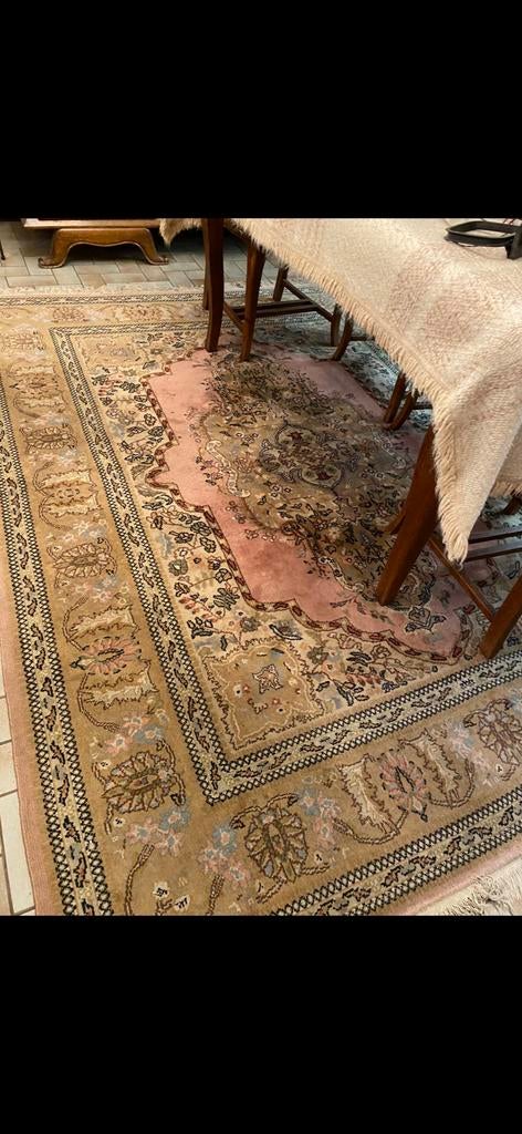 Mooie tapijt te koop, Huis en Inrichting, Stoffering | Tapijten en Vloerkleden, Ophalen, Zo goed als nieuw, Overige kleuren, Rechthoekig
