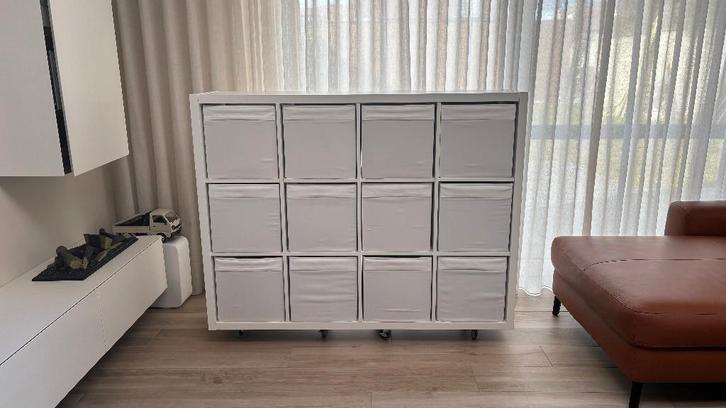 IKEA KALLAX kast (12 vakken) + 12 DRÖNA bakken, Maison & Meubles, Armoires | Autre, Comme neuf, Enlèvement