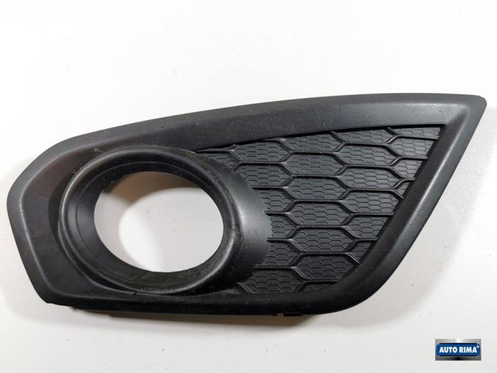 Plaque de protection feu antibrouillard gauche d'un Volvo C3, -, 3 mois de garantie, -, -