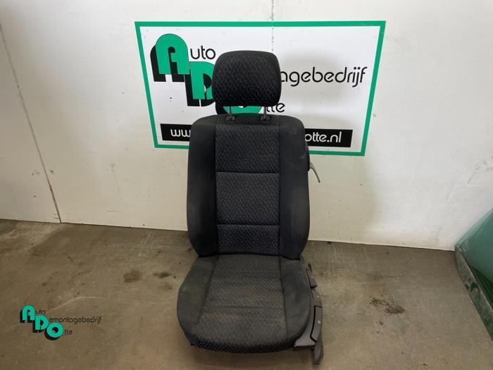 Siège gauche d'un BMW 3-Serie (3-Serie 98-), Autos : Pièces & Accessoires, Habitacle & Garnissage, BMW, Utilisé, 3 mois de garantie