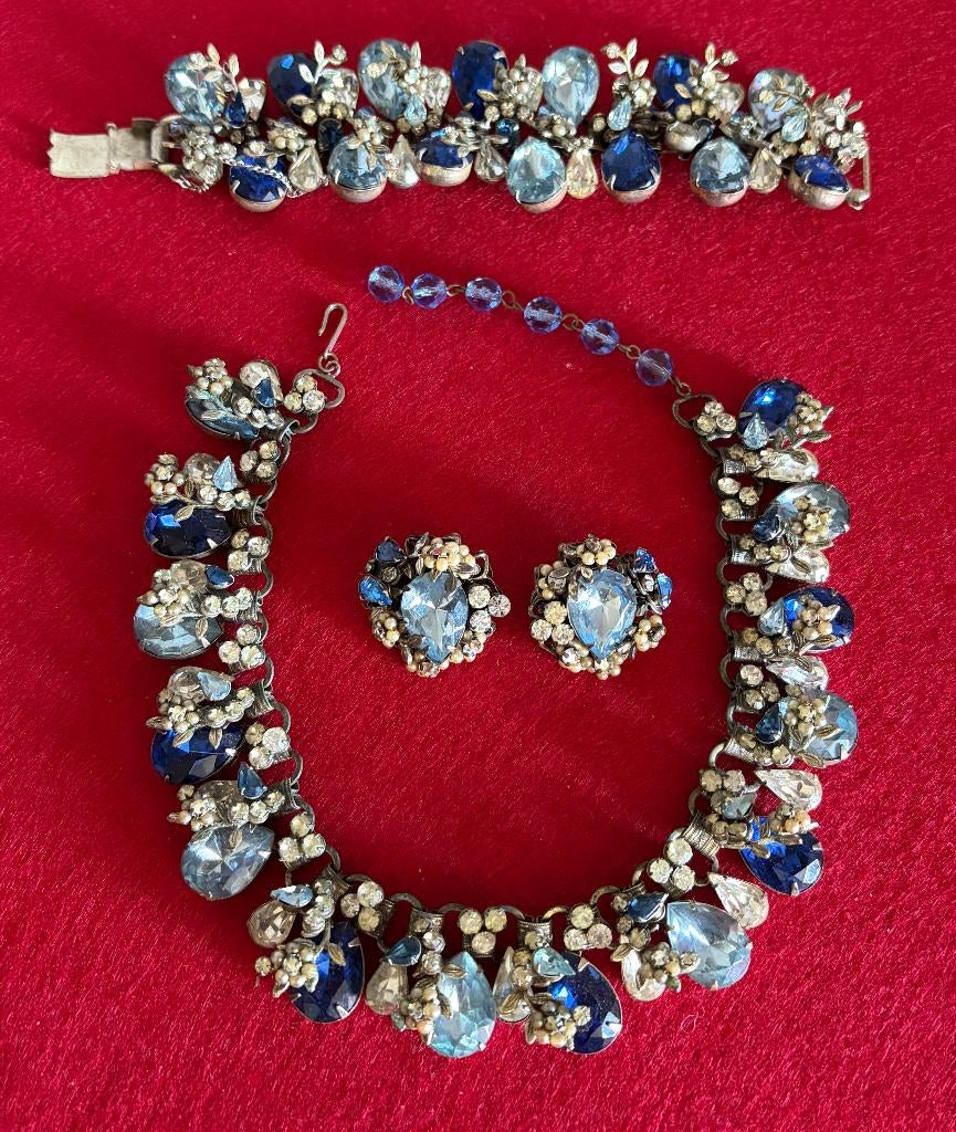 Collier, Bracelet & Boucles d'Oreilles Signées Robert - 1940, Bijoux, Sacs & Beauté, Bijoux anciens, Enlèvement ou Envoi, Autres matériaux