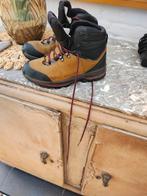 Wandelschoenen, Ophalen, Schoenen