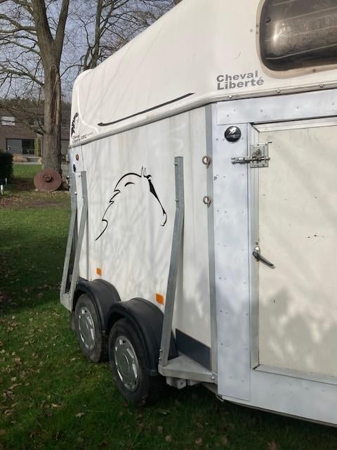 paarden aanhanger (   2 paarden), Animaux & Accessoires, Chevaux & Poneys | Semi-remorques & Remorques, Enlèvement, Utilisé, Remorque 2 chevaux