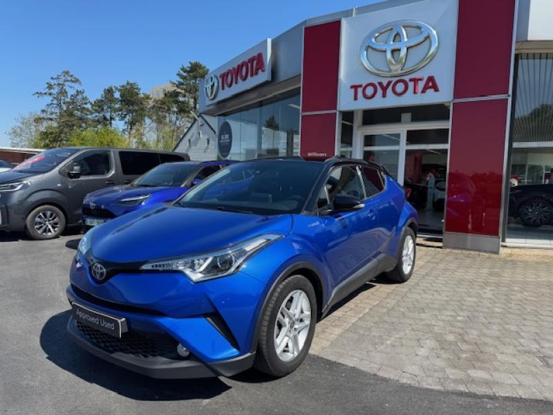 Toyota C-HR C-LUB bi-tone C-HR Club bi-tone 1.8 Hybride, Autos, Toyota, Achat, Euro 6, 72 kW, Capteur de stationnement