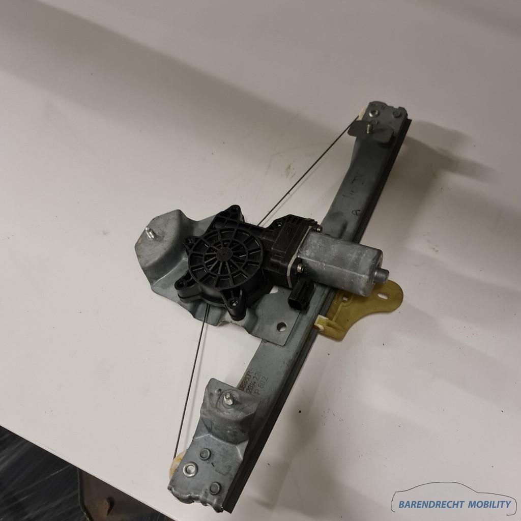 Renault Clio IV raam mechanisme motor ruit mechaniek rechts, Renault Group, Gebruikt, Contact.group@renault.com, Renault