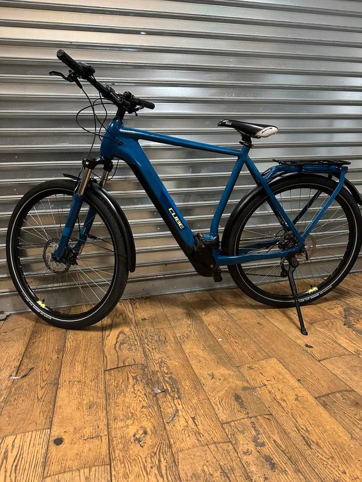 Vélo Cube Kathmandu hybride pro 625, Vélos & Vélomoteurs, Vélos électriques, Comme neuf, Cube, 59 cm ou plus, 50 km par batterie ou plus