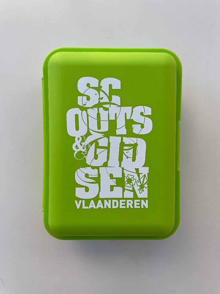 Nieuwe brooddoos Scouts, Ophalen