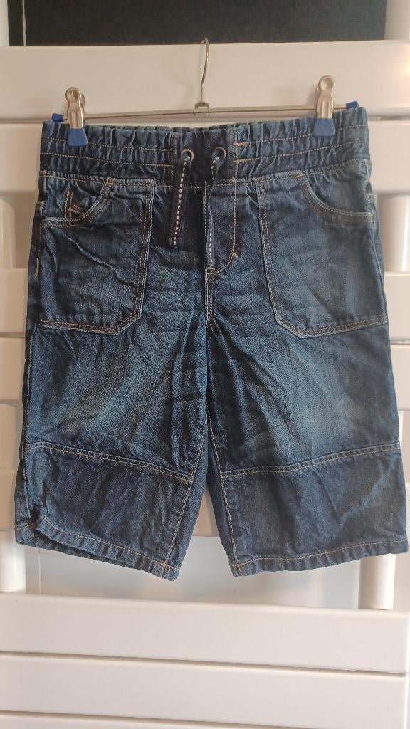 jeansshort maar 7-8 jaar, Kinderen en Baby's, Kinderkleding | Overige, Ophalen of Verzenden, Zo goed als nieuw, Carrefour, Jongen