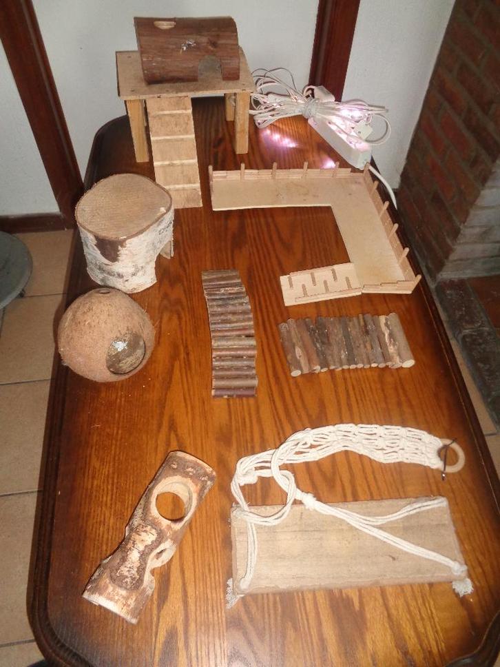 Houten hamster accessoires, Dieren en Toebehoren, Knaagdieren en Konijnen | Hokken en Kooien, Gebruikt, Overige typen, Minder dan 60 cm