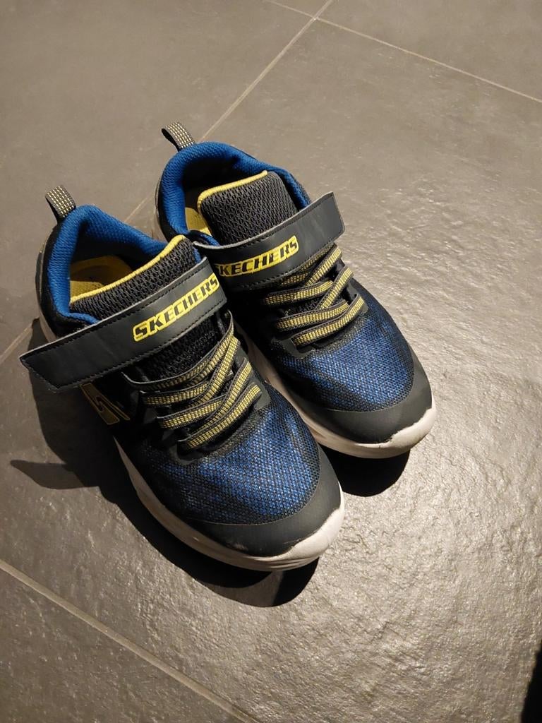 Skechers, Enfants & Bébés, Vêtements enfant | Chaussures & Chaussettes, Garçon, Enlèvement, Chaussures de sport, Comme neuf