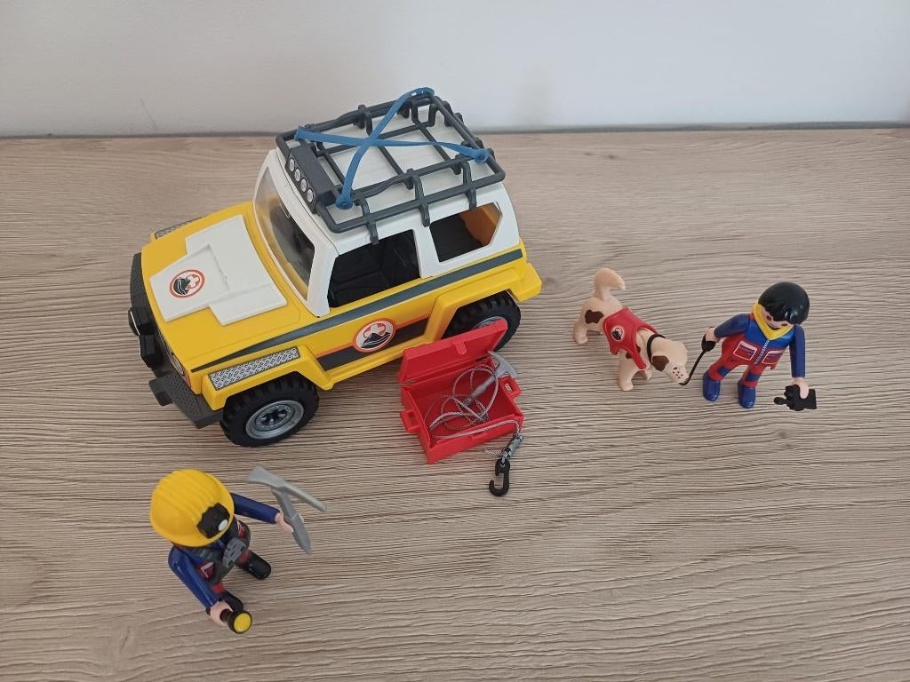 PLAYMOBIL Reddingswerkers met terreinwagen - 9128, Ophalen, Zo goed als nieuw, Complete set