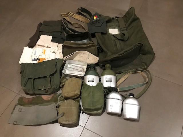 Trousse avec contenu, Collections, Objets militaires | Général, Armée de terre, Enlèvement ou Envoi