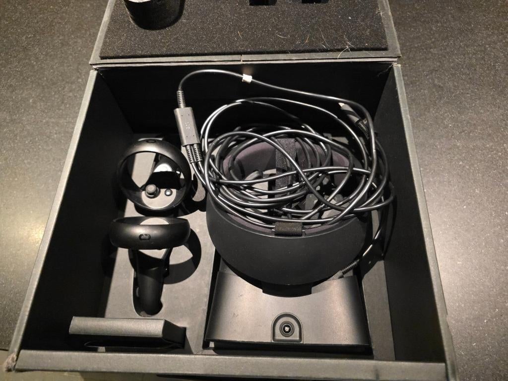 Oculus Rift S, Games en Spelcomputers, Virtual Reality, Verzenden, Gebruikt, VR-bril, Pc