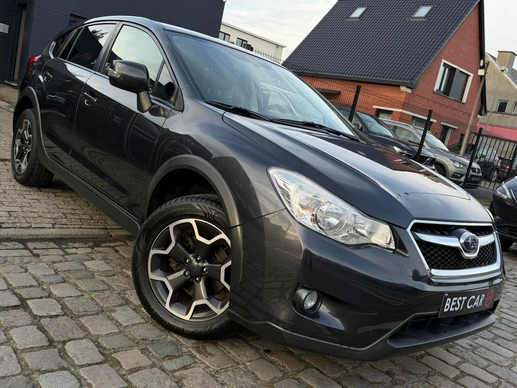 Subaru XV 1.6i * 4X4 * Trekhaak, Autos, Subaru, Cuir, Entreprise, Boîte manuelle, Noir