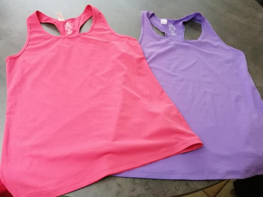 verschillende sport topjes maat 42 NIEUW, Kleding | Dames, Sportkleding, Ophalen of Verzenden, Nieuw, Maat 42/44 (L), Overige kleuren