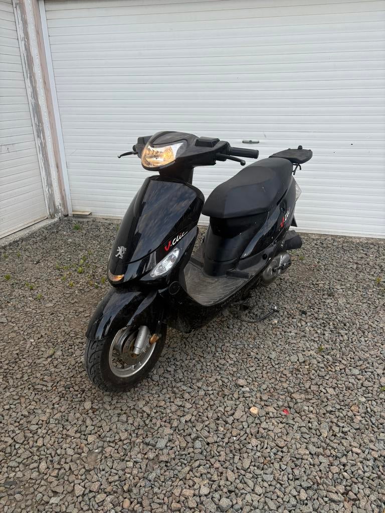 Peugeot v-clic, Fietsen en Brommers, Scooters | Peugeot, Gebruikt, Overige modellen, Klasse B (45 km/u), Ophalen
