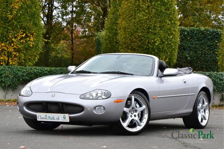 Jaguar XKR 4.0 V8 Silverstone convertible (automatique), Autos, Oldtimers & Ancêtres, Entreprise, Achat, Intérieur cuir, Peinture métallisée