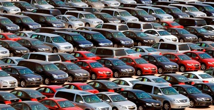 Ik ben op zoek naar een terrein met een garage, Immo, Garages en Parkeerplaatsen