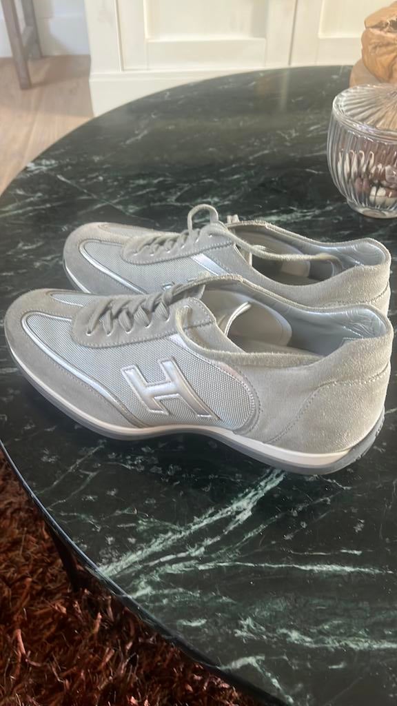 Hogan, Sports & Fitness, Basket, Enlèvement, Comme neuf