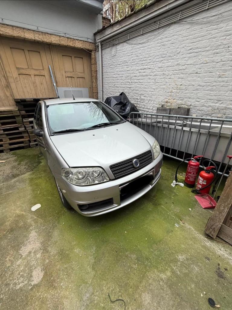 Voiture Fiat Punto 1.2 Essence 2003 180000km Export, Argent ou Gris, Achat, Boîte manuelle, Autre carrosserie