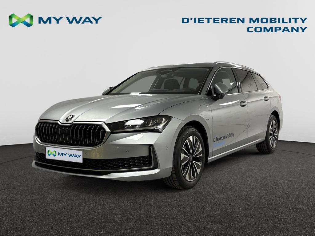 Skoda Superb Combi PHEV Superb Combi PHEV 1.5 TSI Corporate, Auto's, Automaat, Break, Hybride Elektrisch/Benzine, Te koop