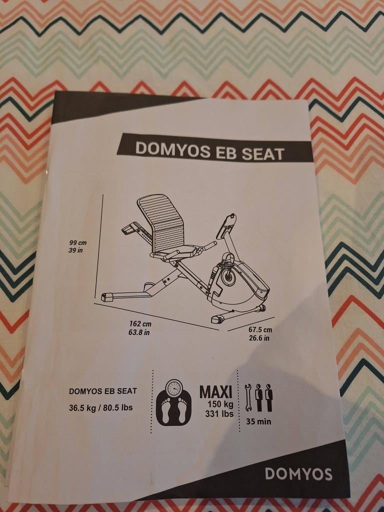 VELO APPARTEMENT SEMI ALLONGE COMME NEUF AVEC GARANTIE, Sports & Fitness, Appareils de fitness, Enlèvement, Comme neuf, Dos, Vélo d'appartement